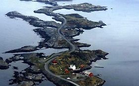 Leite Gård near Atlantic Road in Hustadvika